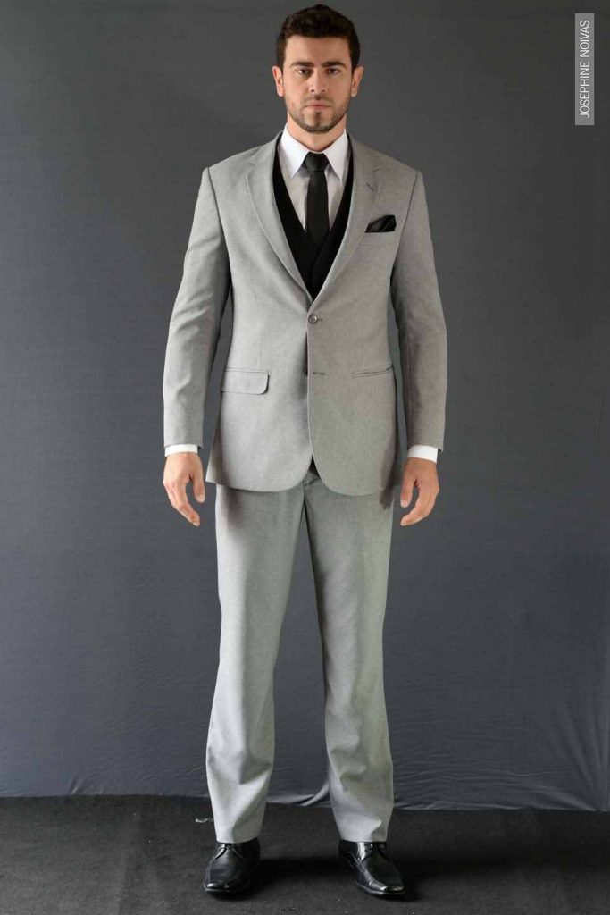 Termo de Noivo - Cinza Claro com Colete e Gravata Slim Preta