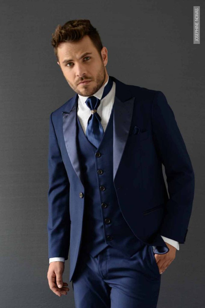 Traje de Noivo - Azul marinho com Colete