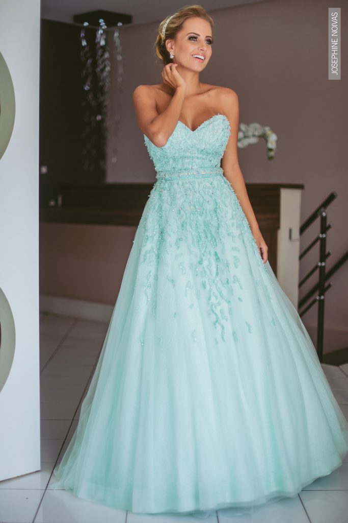 Vestido de Debutante - Azul Claro tomara que caia