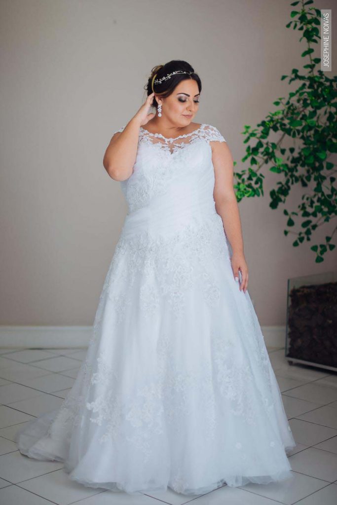 Vestido de Noiva Plus Size - Corte Evasê