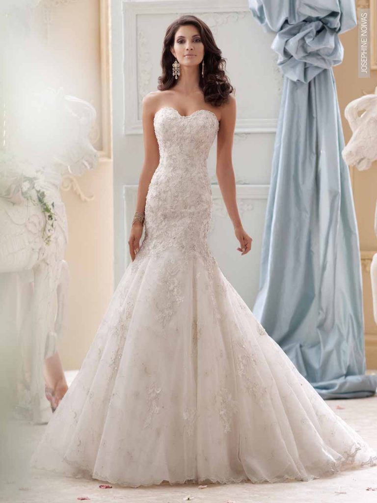 Vestido de Noiva - Tomara que caia sereia em renda Fios de Seda
