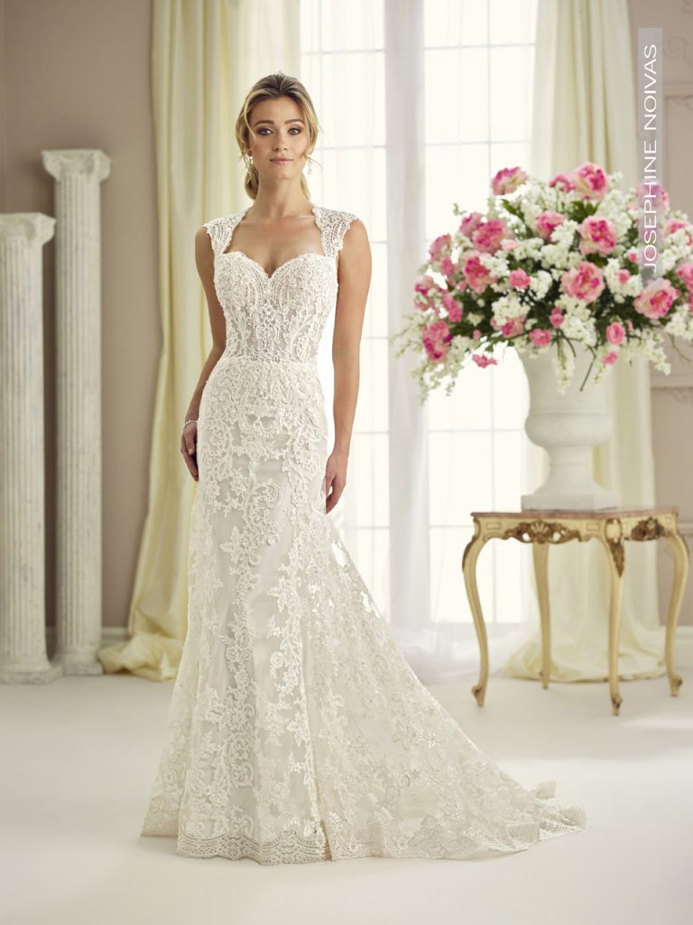 Vestido de Noiva - Assereiado em rendas