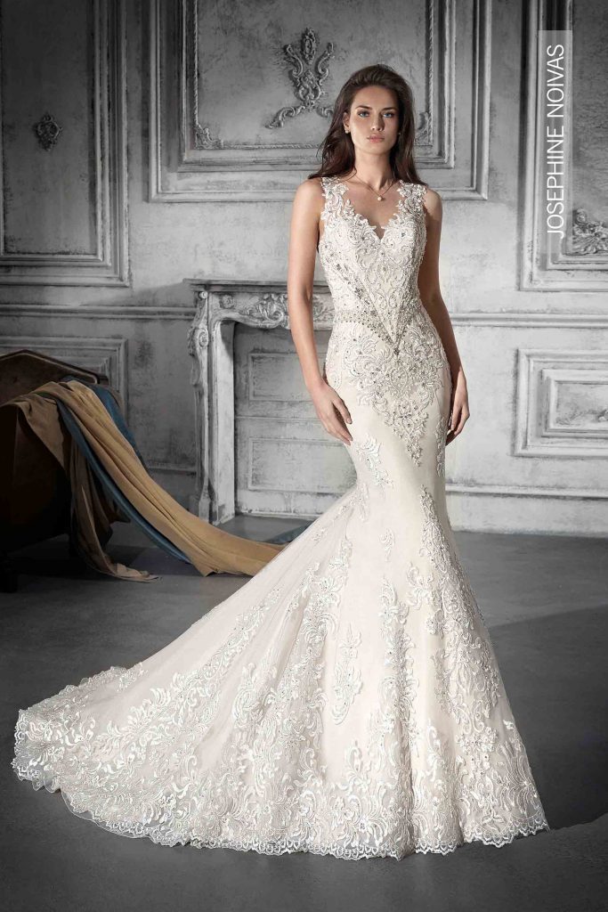 Vestido de Noiva - Sereia de rendas e bordados